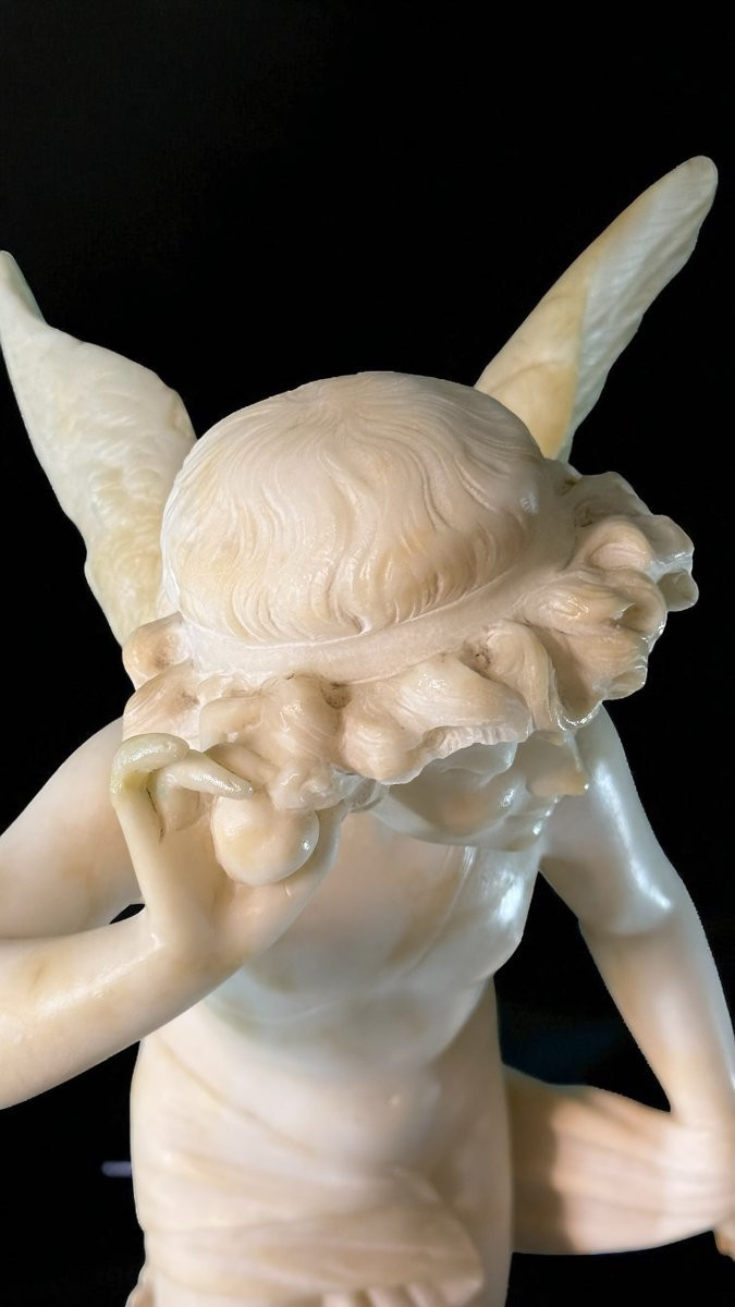 Statua raffigurante giovane Fanciullo sorridente Marmo -photo-1