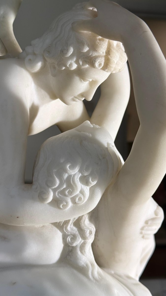 Psiche ravvivata dal Bacio d'Amore, opera italiana scolpita a mano, Marmo Bianco Carrara-photo-3