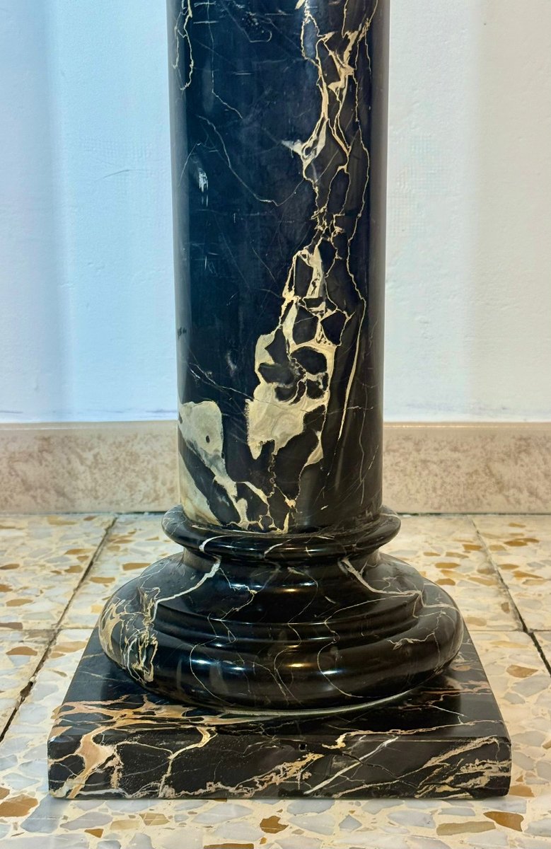 Colonna in Marmo Nero Portoro -photo-1