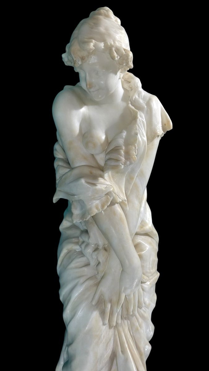 Statua raffigurante una giovane fanciulla sorridente mentre si lava, par Bazone Marmo -photo-8