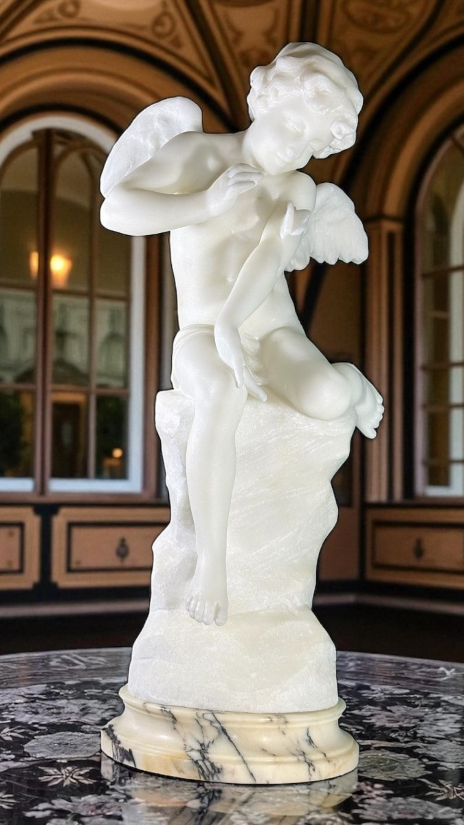 Statua raffigurante un angioletto felice che gioca con una farfalla, Marmo di Carrara, Pugi-photo-3