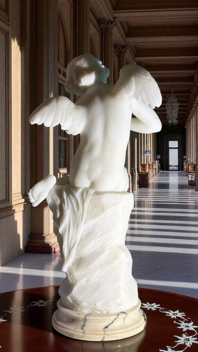 Statua raffigurante un angioletto felice che gioca con una farfalla, Marmo di Carrara, Pugi-photo-2