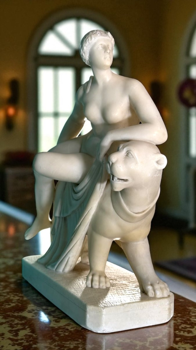 Statua raffigurante Arianna con la Pantera, Marmo Bianco Statuario di Carrara -photo-2