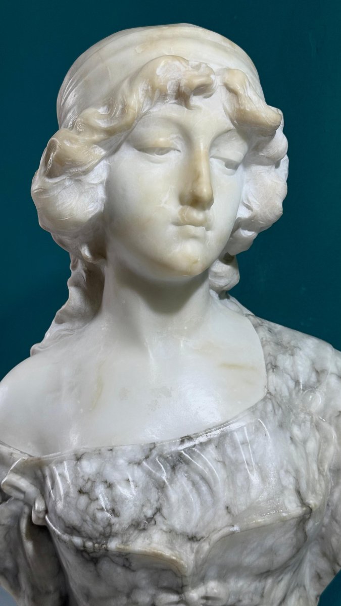 Busto raffigurante fanciulla in Marmo -photo-7