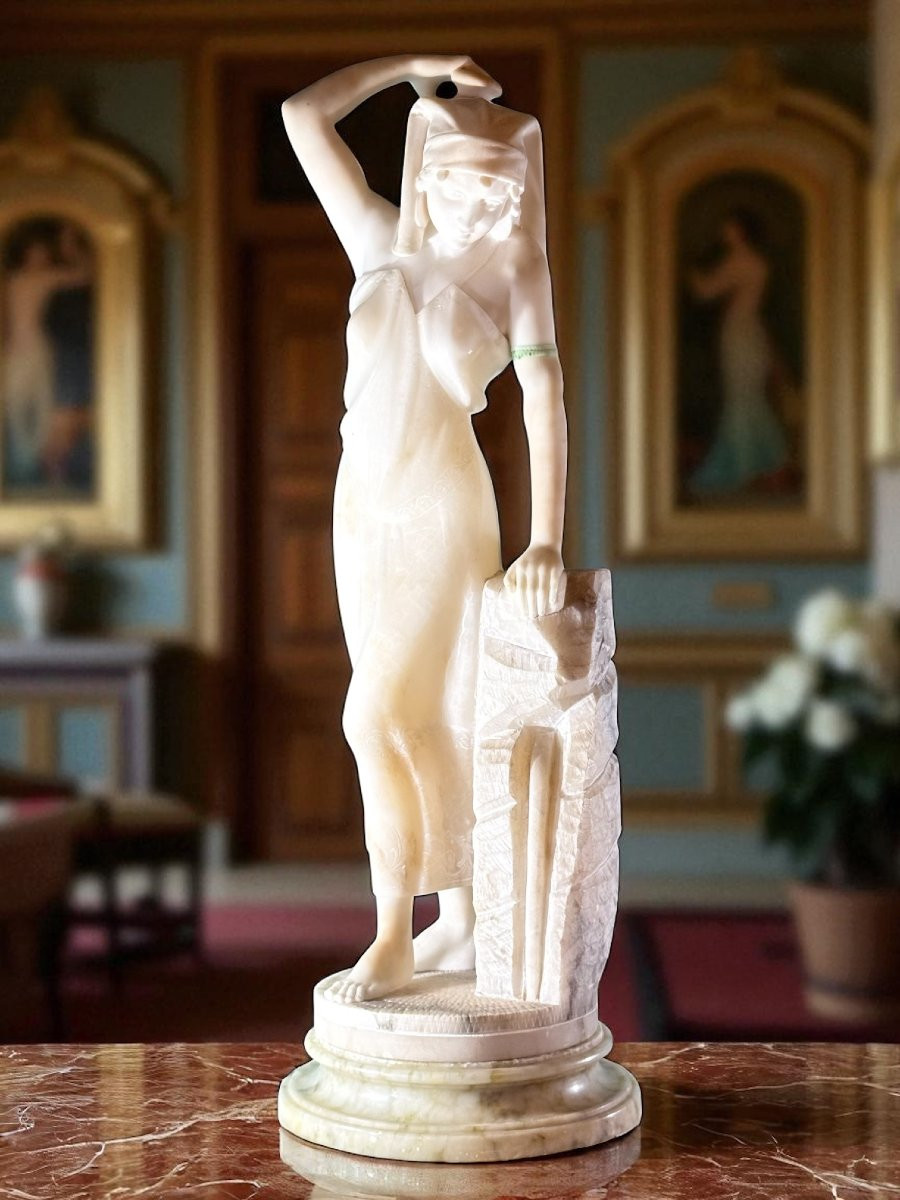 Statua giovane fanciulla con Anfora, Marmo Bianco Statuario di Carrara -photo-2