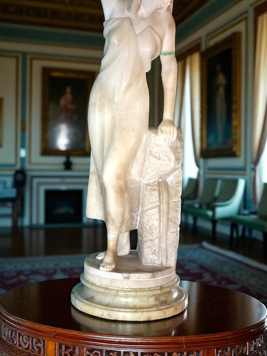 Statua giovane fanciulla con Anfora, Marmo Bianco Statuario di Carrara -photo-4