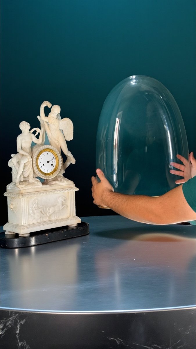 Orologio Neoclassico con sculture Mitologiche in Marmo Bianco Statuario di Carrara -photo-3