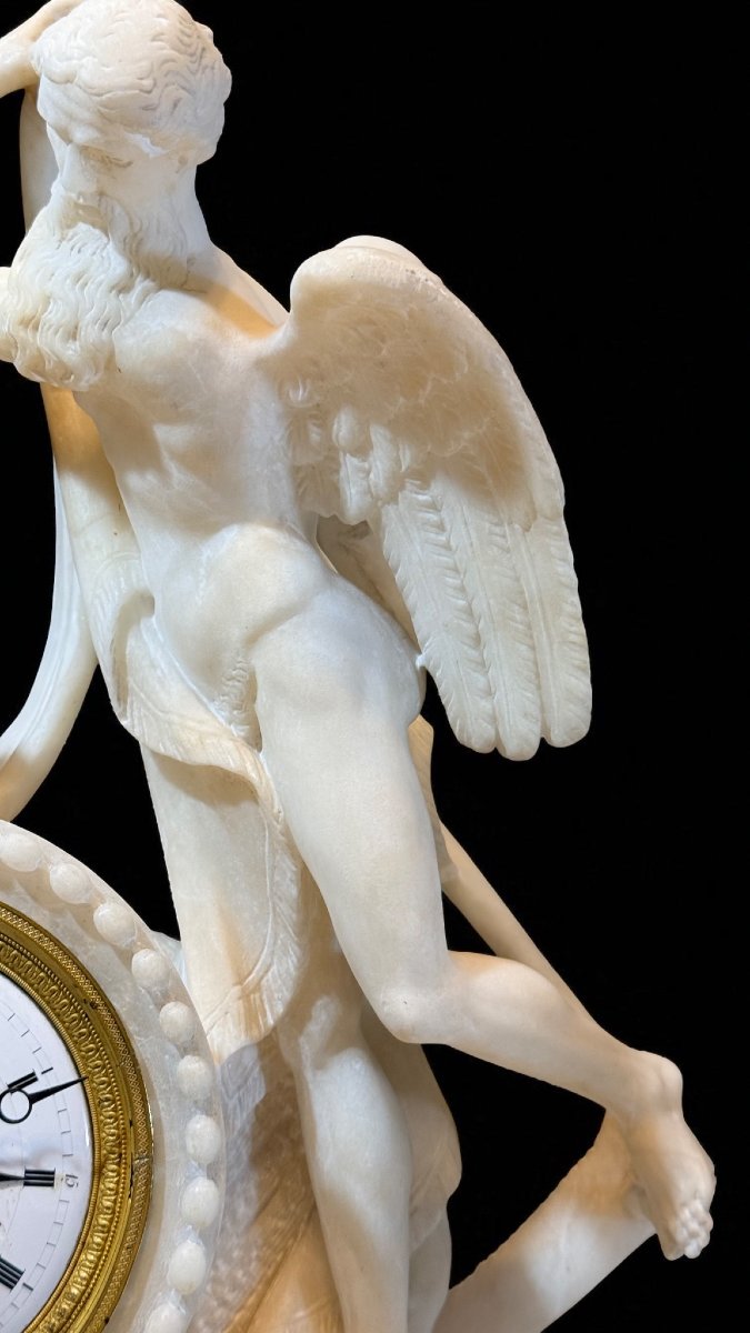 Orologio Neoclassico con sculture Mitologiche in Marmo Bianco Statuario di Carrara -photo-4