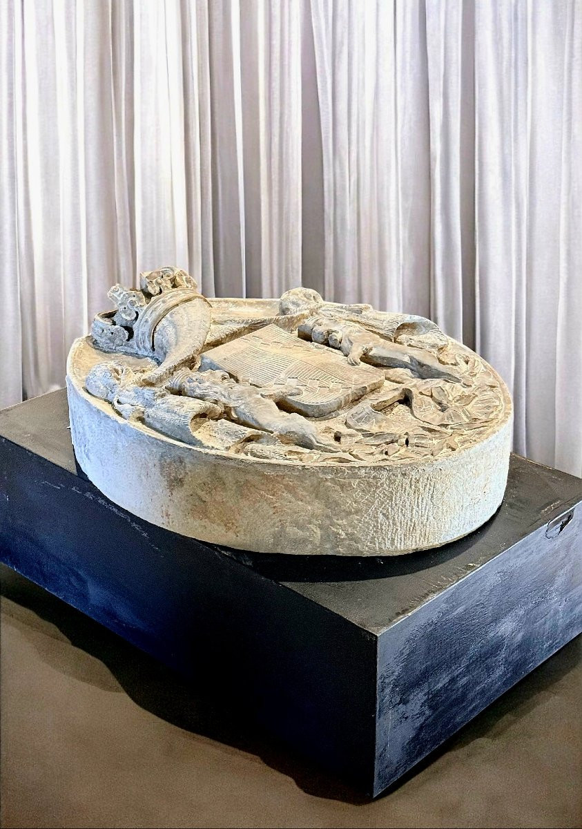 Stemma Nobiliare dei Principi di Ventimiglia, Marmo Bianco statuario di Carrara -photo-5