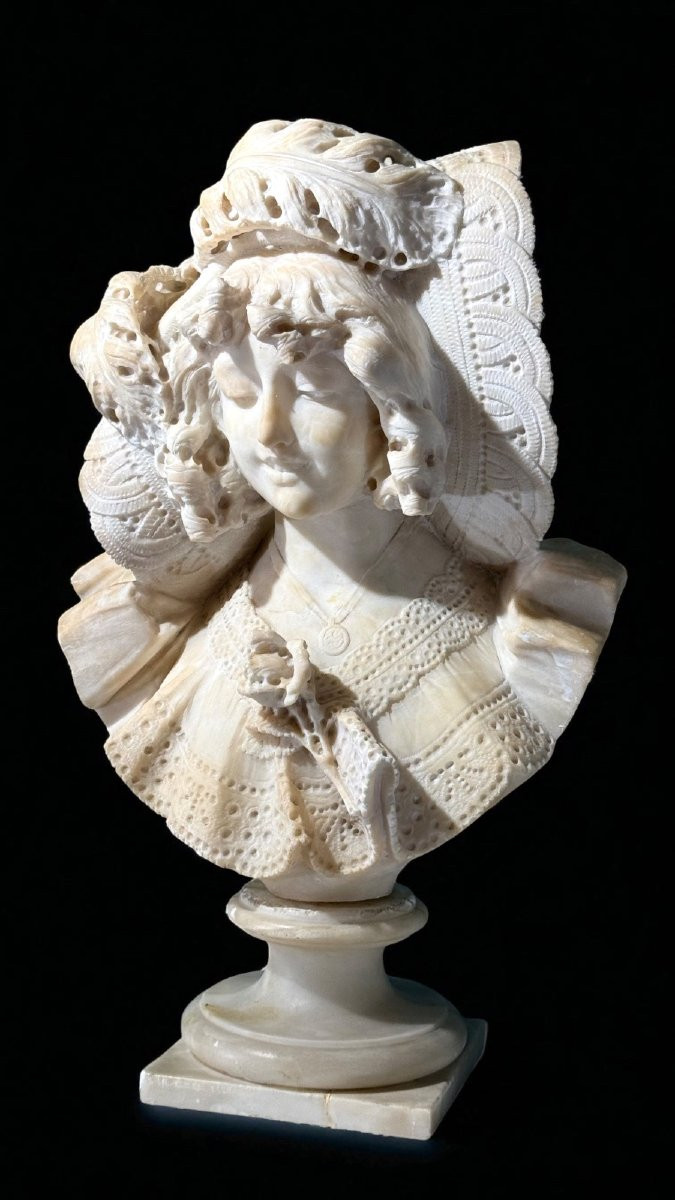 Busto raffigurante una giovane fanciulla con fiori e grande cappello, Marmo -photo-2