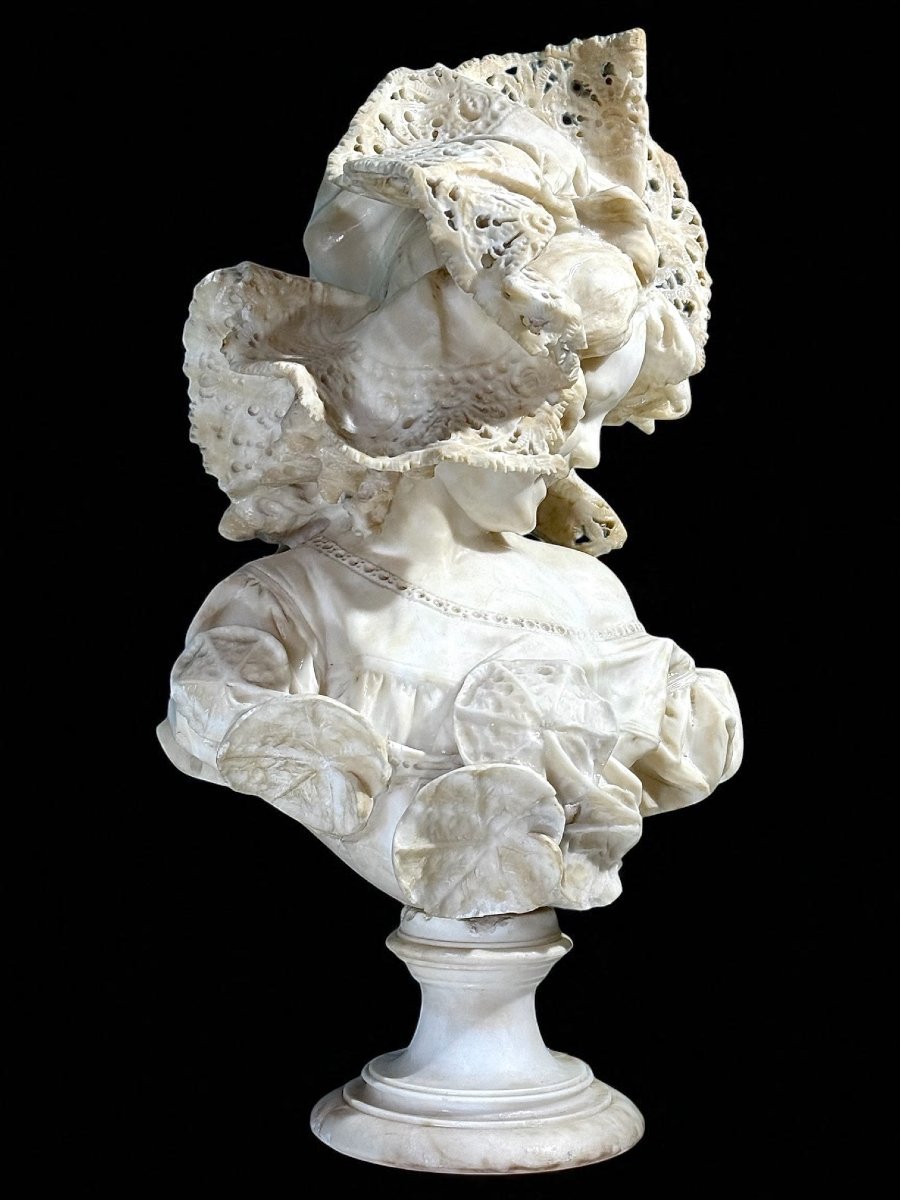 Busto fanciulla con Cappello di Pizzo, Marmo Bianco statuario di Carrara -photo-4