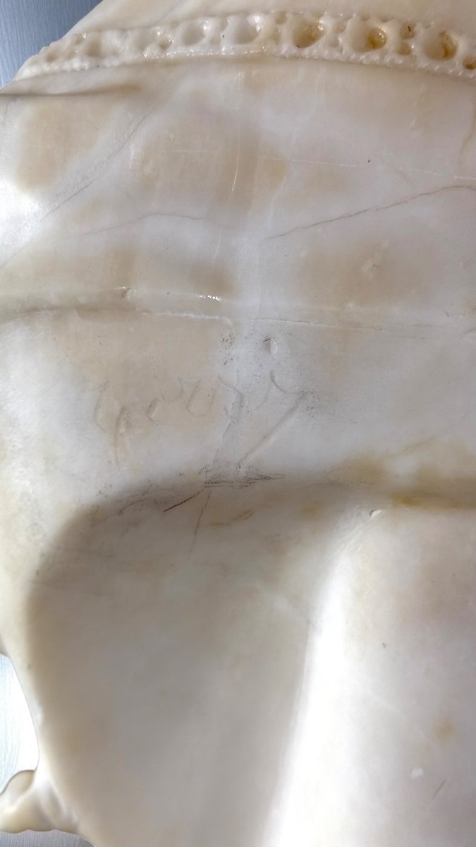 Busto fanciulla con Cappello di Pizzo, Marmo Bianco statuario di Carrara -photo-8