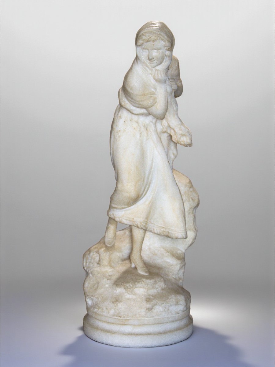 Statua giovane fanciulla sorridente,  Marmo Carrara -photo-1