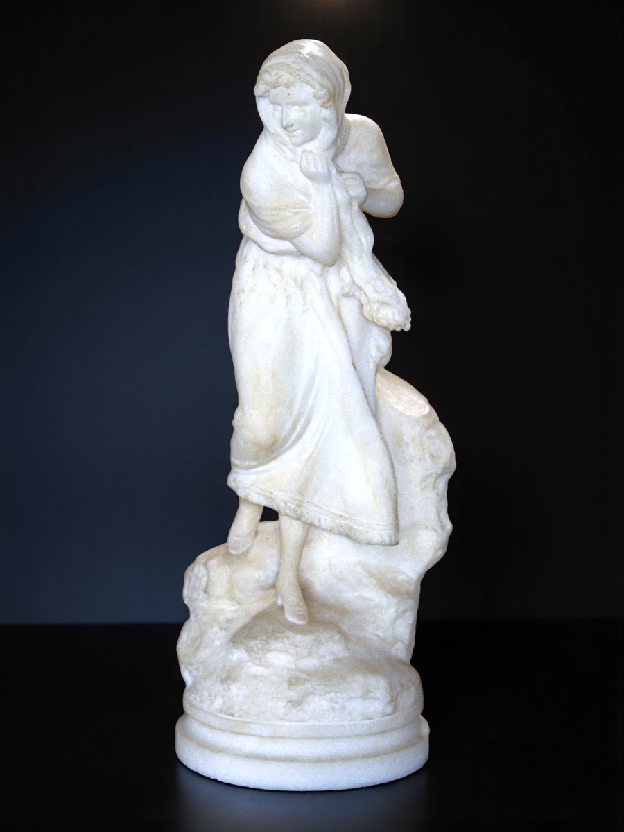 Statua giovane fanciulla sorridente,  Marmo Carrara -photo-2