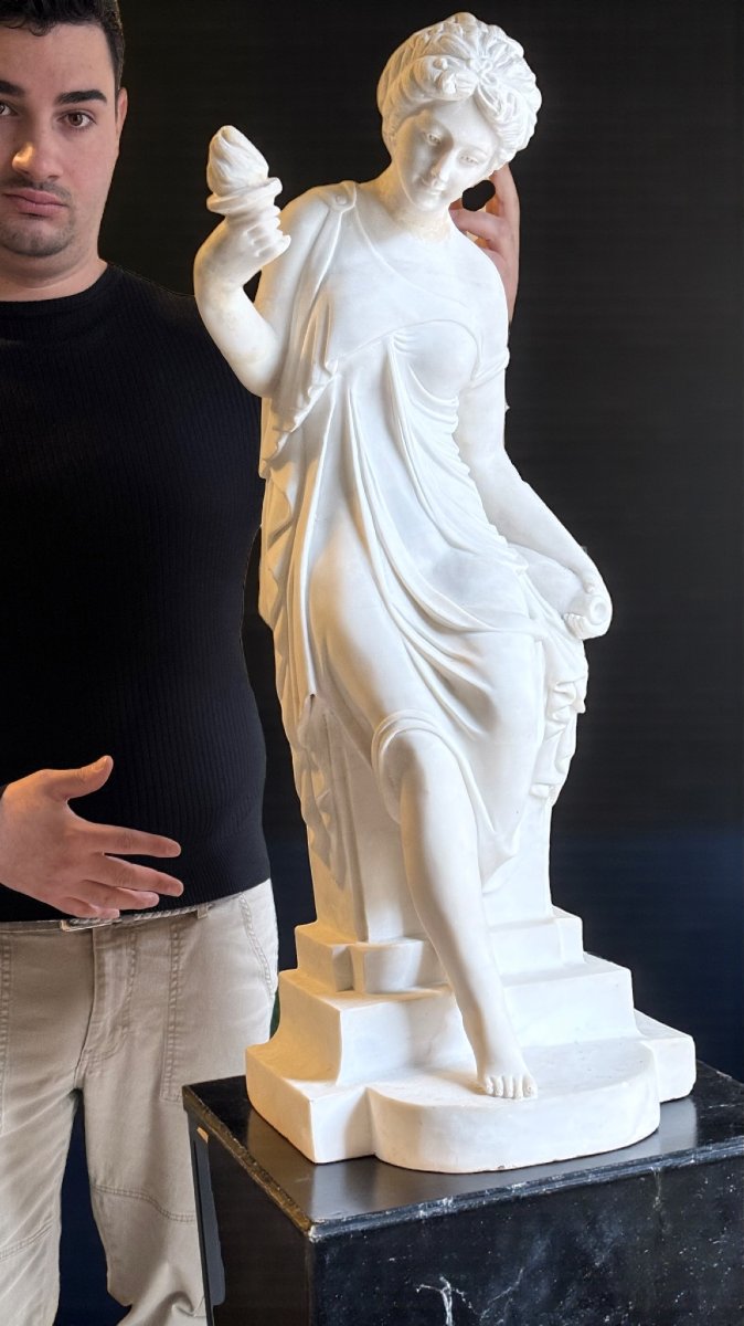 Statua raffigurante una giovane fanciulla classica, Marmo Bianco statuario di Carrara -photo-2