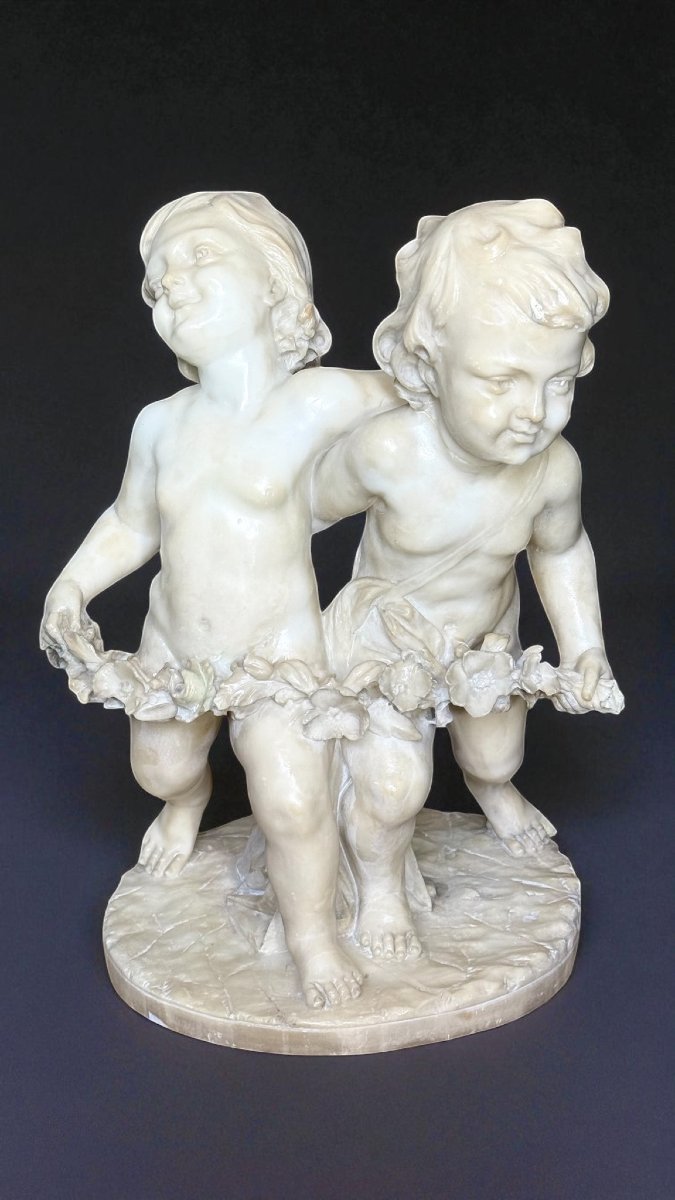 Statua Putti  che reggono una Ghirlanda di fiori, Auguste Moreau (1834-1917), Marmo Carrara -photo-2