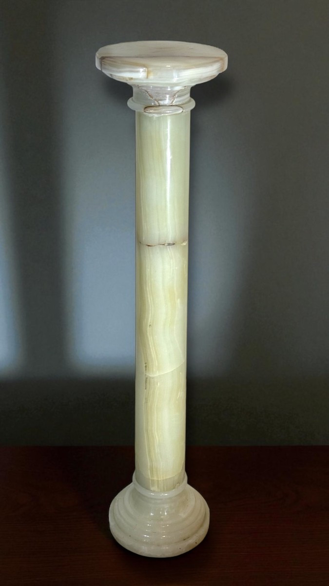 Colonna in Onice Bianco 