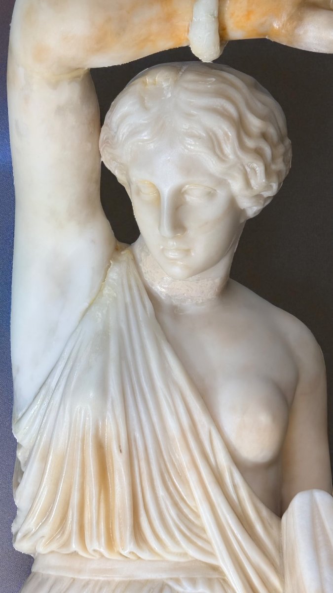 Statua raffigurante una Venere AFRODITE neoclassica, Marmo -photo-3