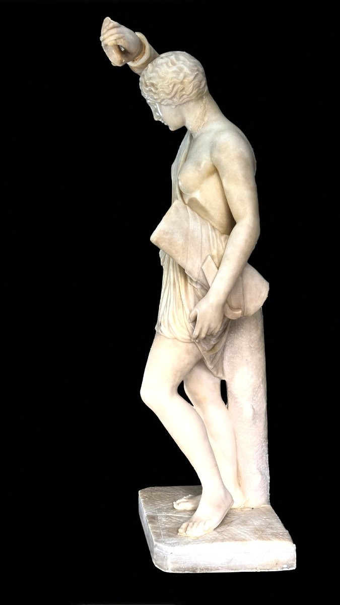 Statua raffigurante una Venere AFRODITE neoclassica, Marmo -photo-4