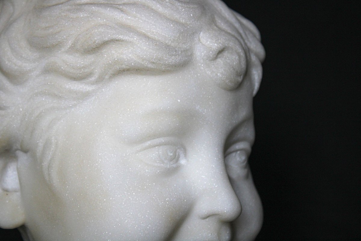 Busto raffigurante un Fanciullo che sorride, Marmo Bianco statuario di Carrara -photo-7
