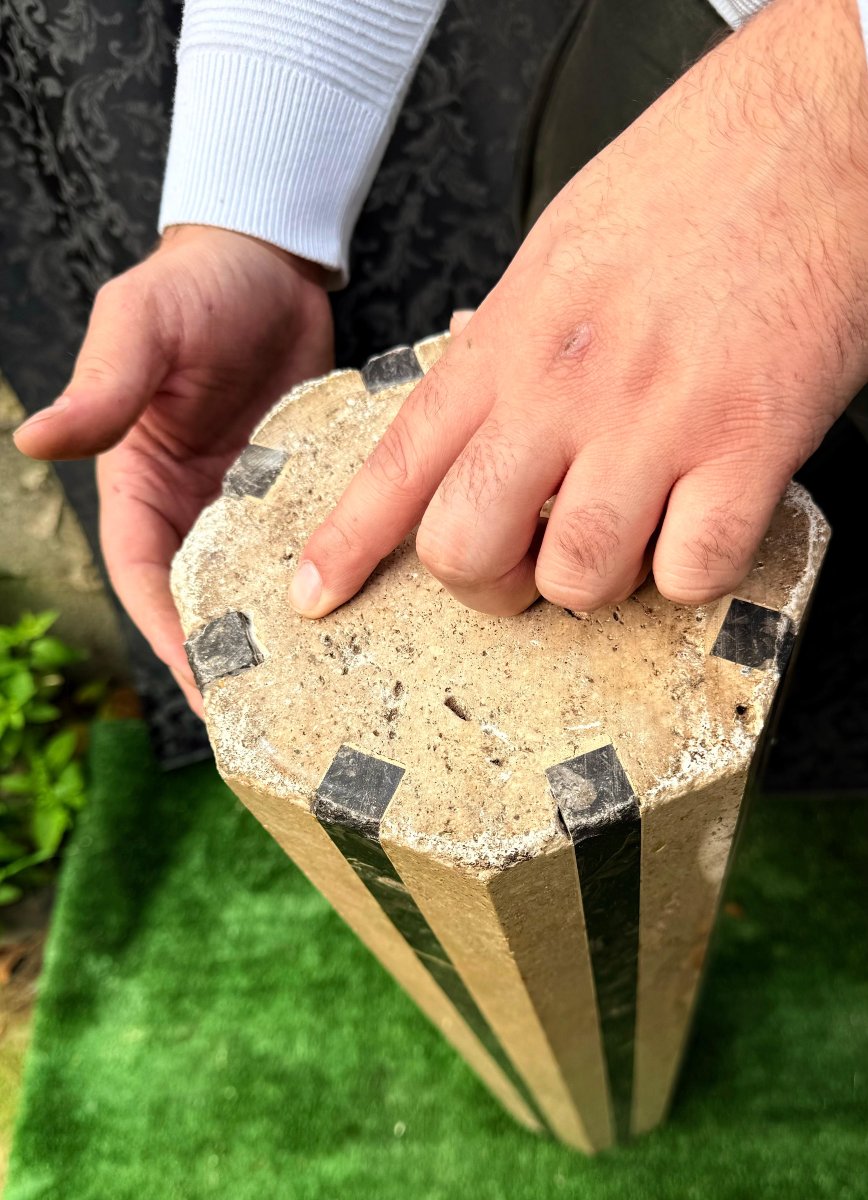 Colonna in Marmo Travertino e Marmo Nero -photo-4