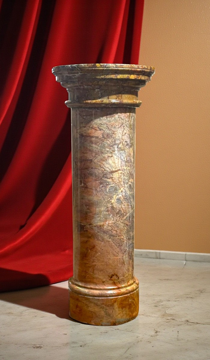 Colonna in Marmo Brecciato 