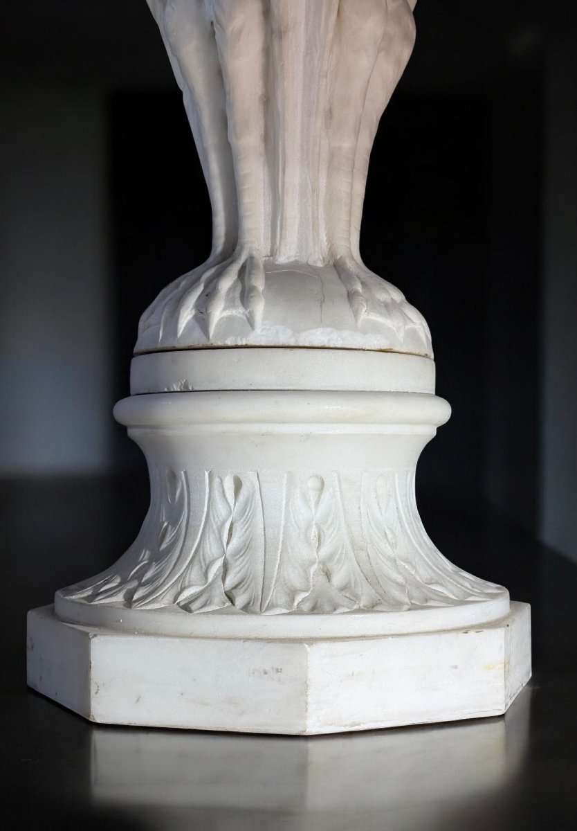 Tavolo ottagonale decorato con foglie e cigni, in Marmo Bianco Statuario di Carrara,  Parigi-photo-7