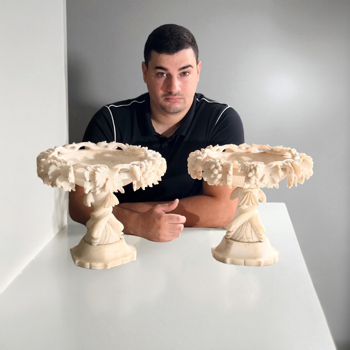 Coppia di Vasi scolpiti in Marmo -photo-4