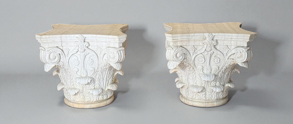 Coppia Capitelli Corinzi in Marmo Bianco Statuario di Carrara 