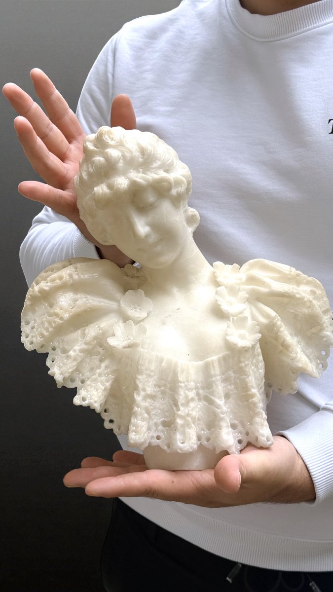 Busto raffigurante Dama con Fiori ed Abito di Pizzo , Affortunato GORI, Marmo Carrara -photo-4