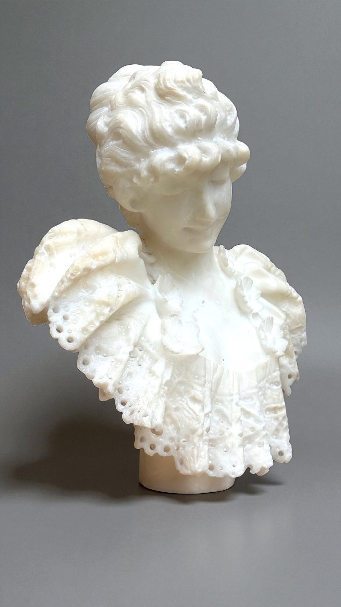 Busto raffigurante Dama con Fiori ed Abito di Pizzo , Affortunato GORI, Marmo Carrara -photo-6