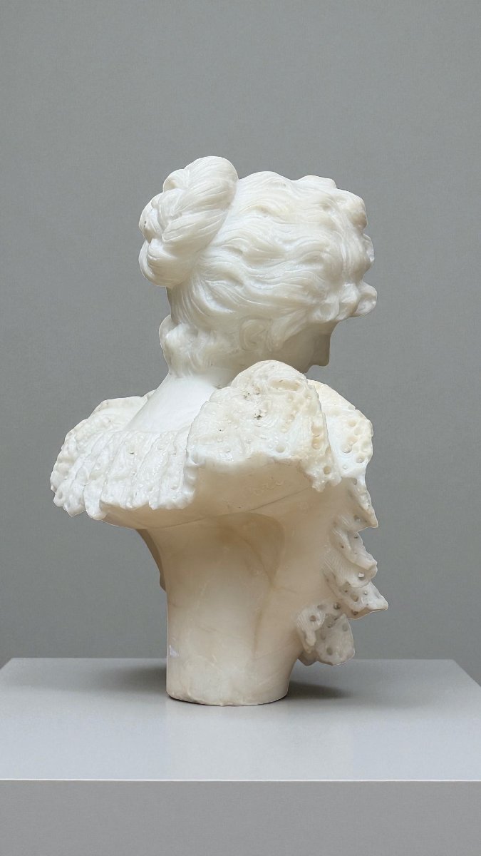 Busto raffigurante Dama con Fiori ed Abito di Pizzo , Affortunato GORI, Marmo Carrara -photo-7