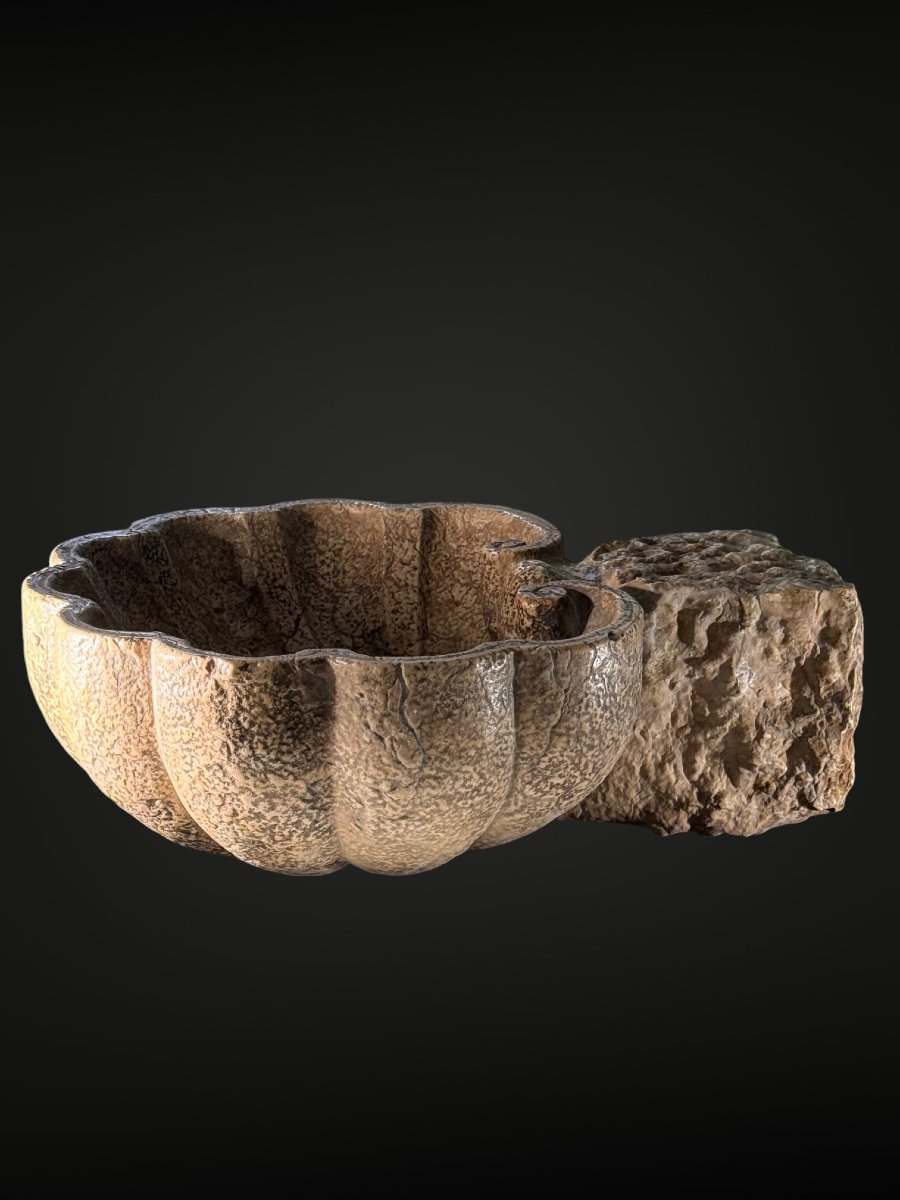 Vaso a Conchiglia/Antica Acquasantiera, Marmo Rosso Verona, scolpita a mano-photo-7