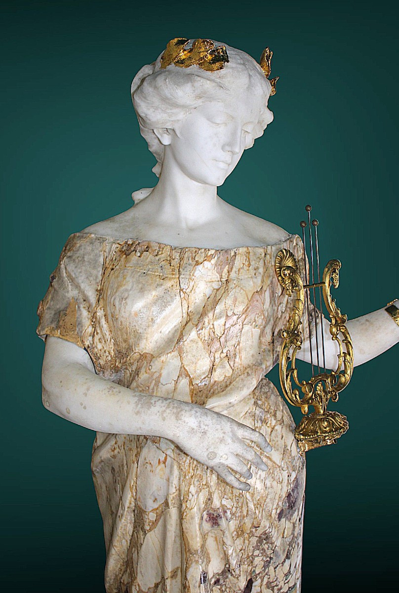 Statua Monumentale dea Greca EBE, decorata con foglie d'oro, Marmi rari, Guglielmo Pugi 