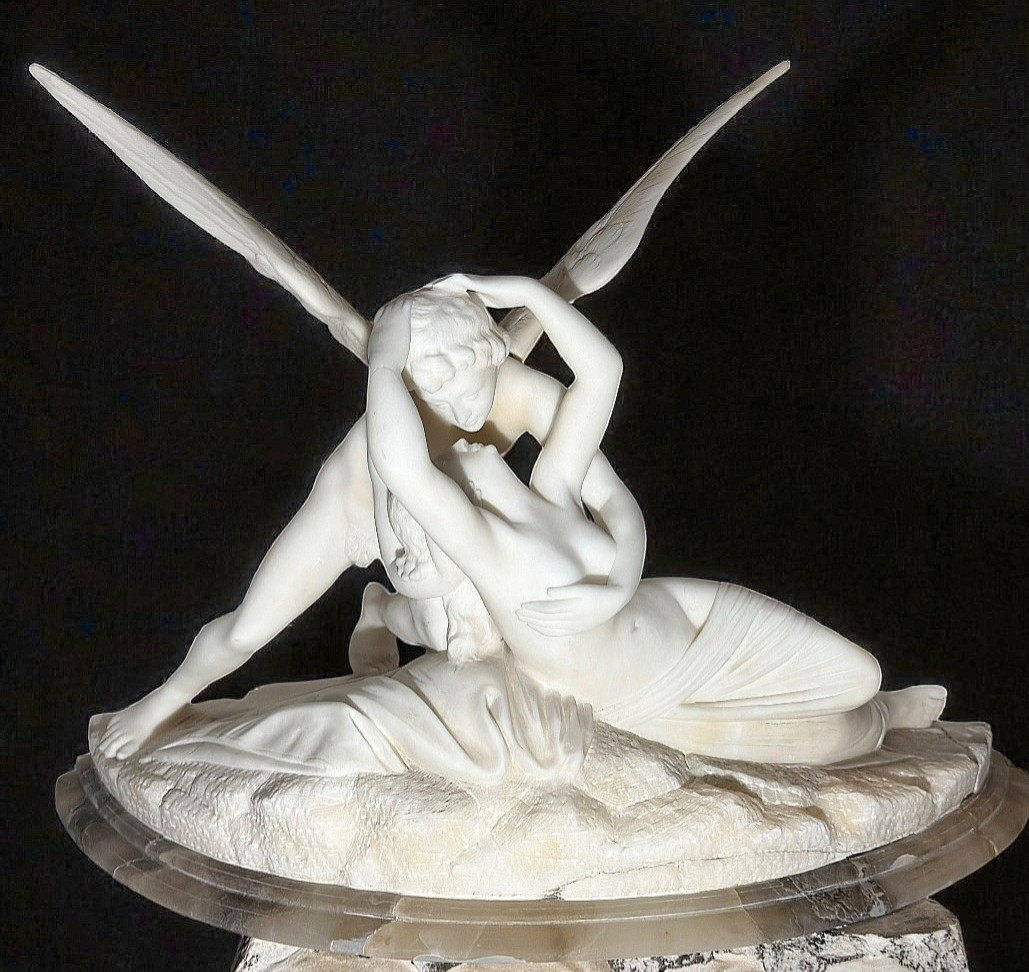 Gruppo scultoreo raffigurante Amore e Psiche, da Canova, Marmo Bianco Carrara 
