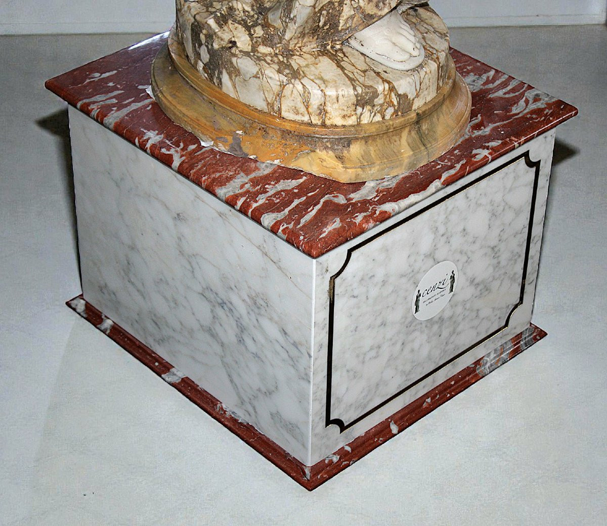 Statua monumentale raffigurante Ebe, dea greca della giovinezza, che suona la lira, Marmo -photo-5