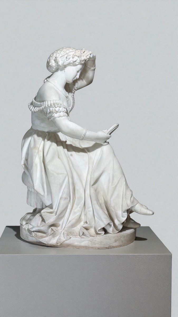 Statua raffigurante un'elegante dama in un sontuoso abito,  Marmo Bianco Statuario di Carrara -photo-5