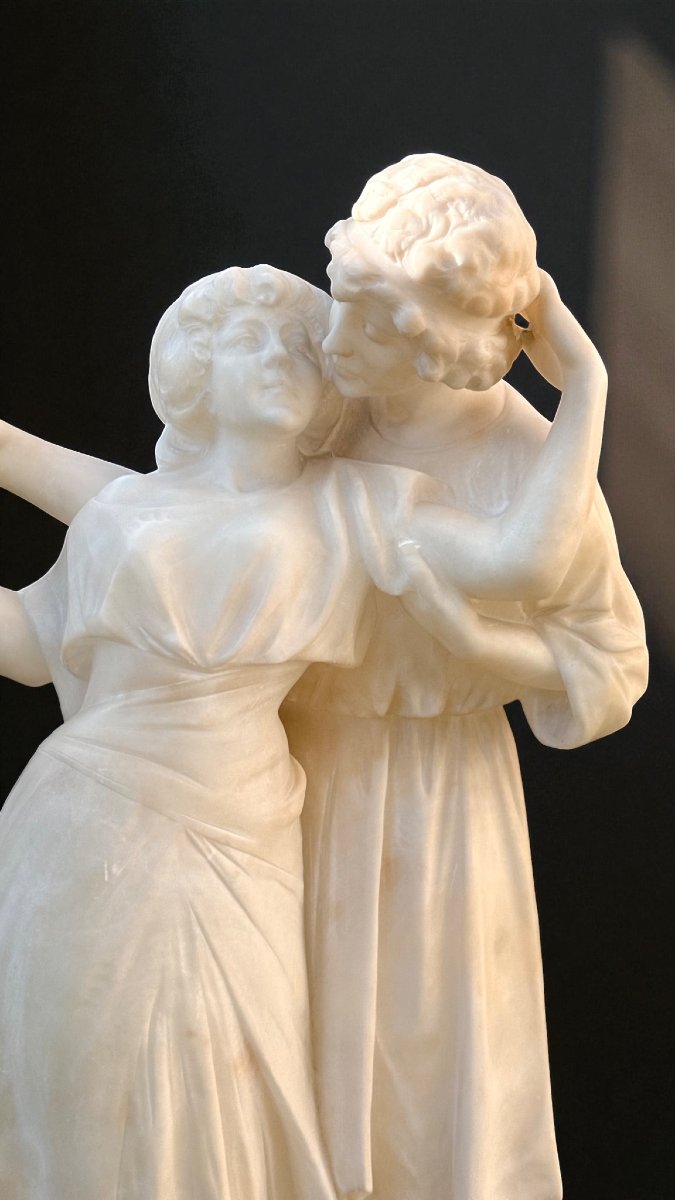 Gruppo scultoreo raffigurante due bambini danzanti Marmo-photo-1