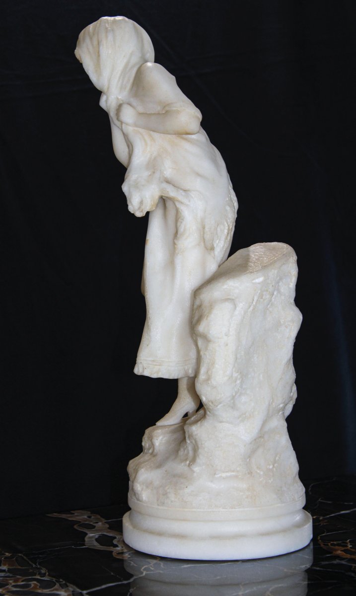 Statua giovane fanciulla sorridente in Marmo Carrara -photo-8