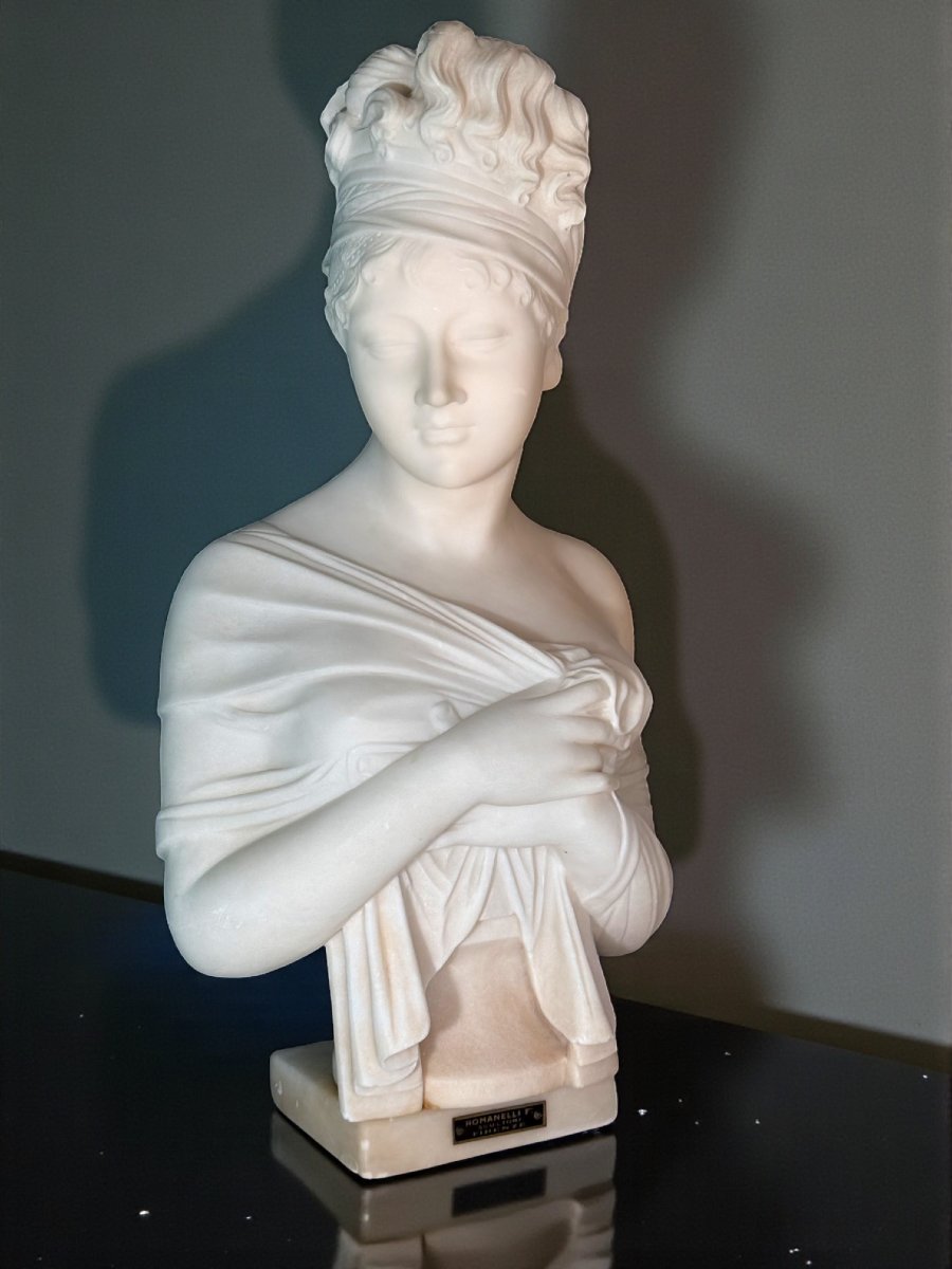 Busto raffigurante Madame Récamier in Marmo Bianco Statuario di Carrara -photo-3