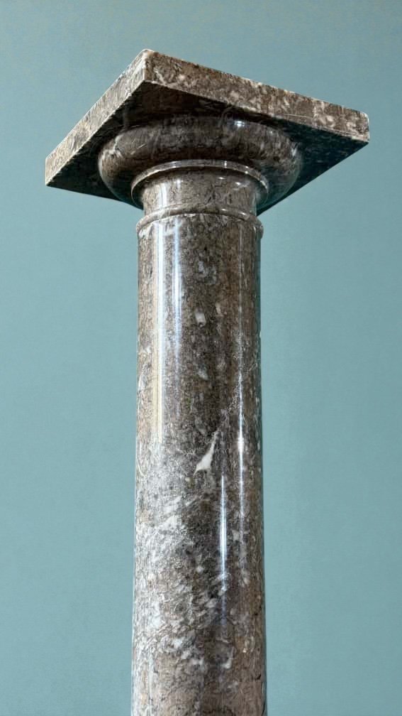 Colonna in Marmo -photo-1