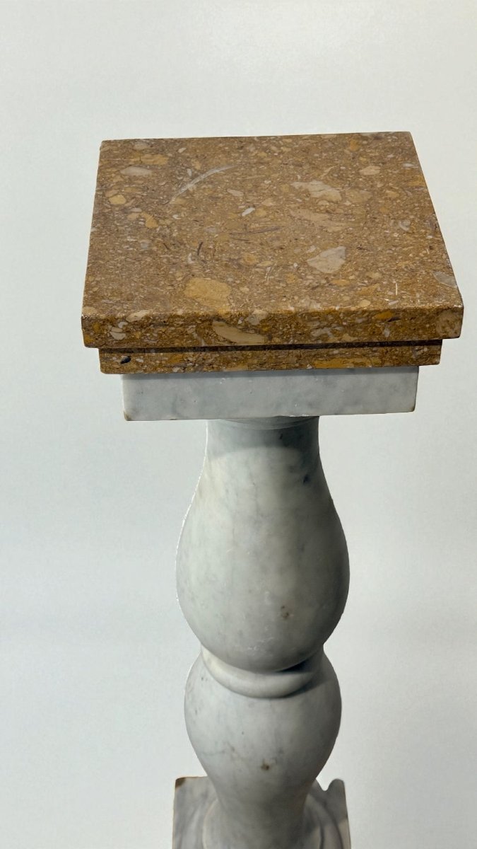 Colonna/capitello architettonico in marmo bianco statuario di Carrara-photo-1