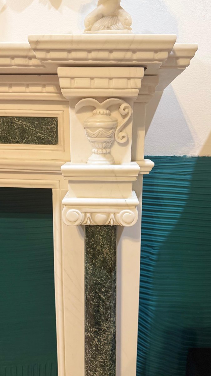 CORNICE PER CAMINO IN MARMO BIANCO DI CARRARA-photo-3