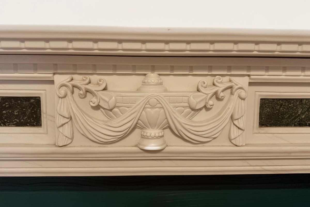 CORNICE PER CAMINO IN MARMO BIANCO DI CARRARA-photo-4