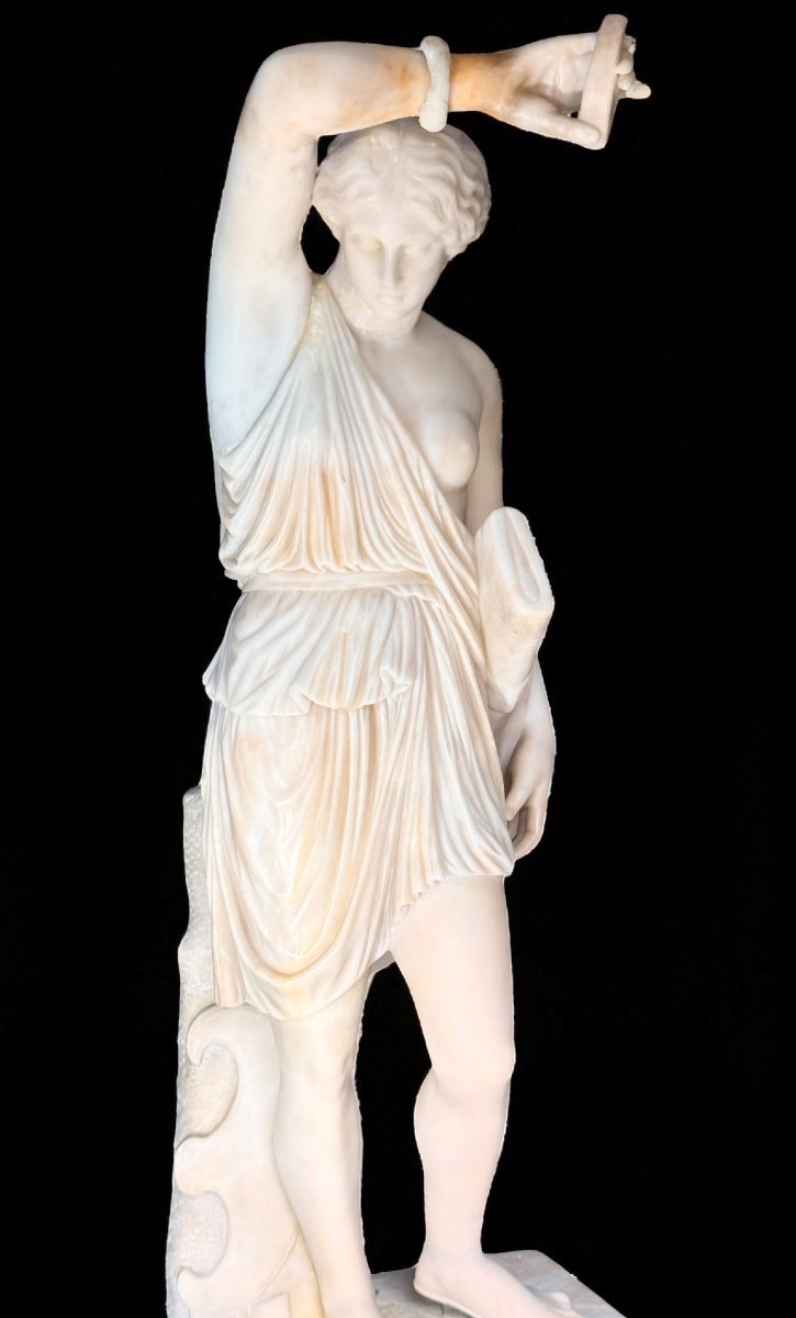Statua raffigurante una Venere Afrodite neoclassica -photo-3