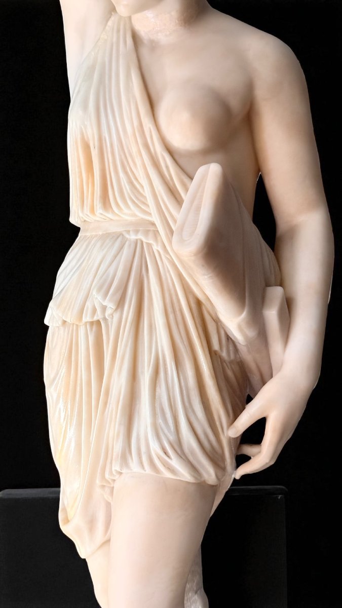 Statua raffigurante una Venere Afrodite neoclassica -photo-4