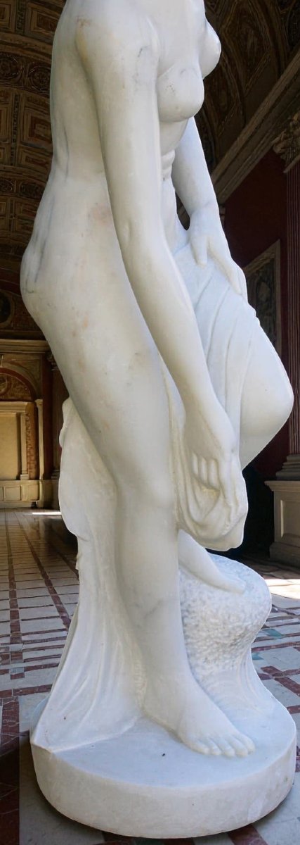 Statua Bagnante Nuda in Marmo Bianco -photo-3