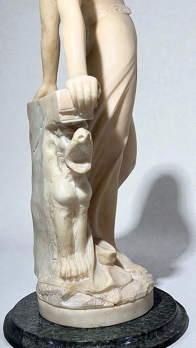 Statua Ninfa Nuda che posa su una fontana, con Colonna in Marmo -photo-3