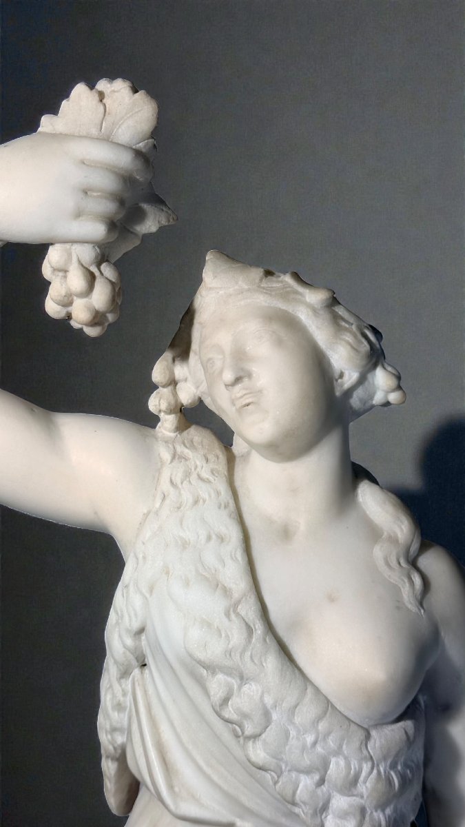 Statua raffigurante Erigone con grappolo d'uva, Marmo Bianco Statuario di Carrara, Foucou 1739-photo-2