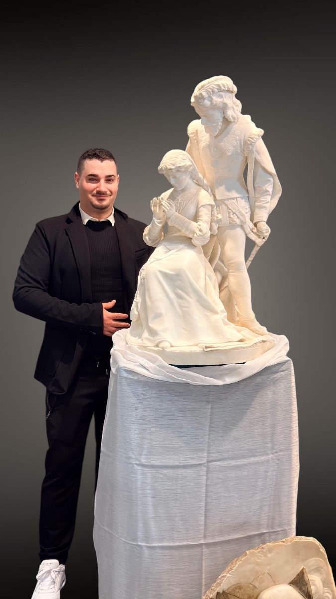 Statua raffigurante ROMEO E GIULIETTA in Marmo Bianco Statuario di Carrara -photo-2